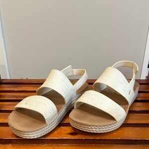 Reef Cream Espadrille Style Sandals